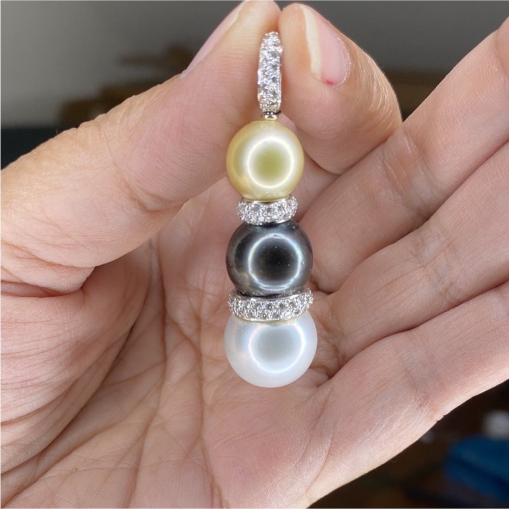 18k White Gold Tri-color Pearl & Diamond Pendant